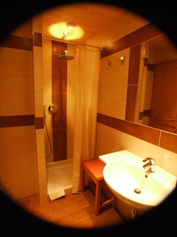 Accueil Savoyard Hotel